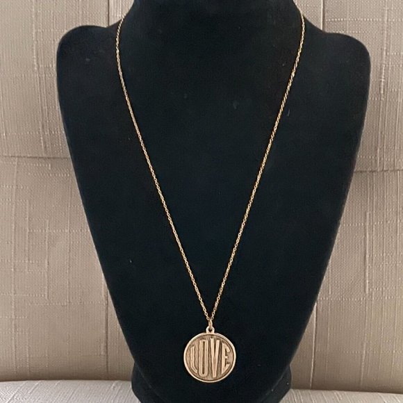 Valentines Day Women Necklace LOVE Gold Tone Necklace Fashion Jewelry - Picture 8 of 11